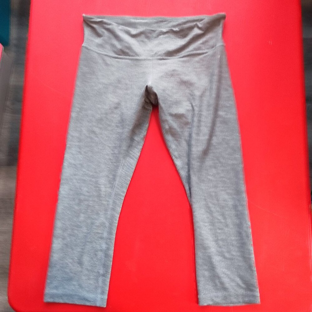 Lululemon leggings grey women's size 8